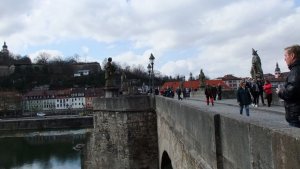 �� ���� � ���, ����������� �� ��������� ����. �� ���� ������ ������� �� ����������, � ����.