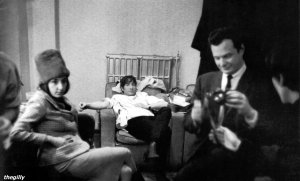 �� �������� � Finsbury Park Astoria �� Beatles Christmas Show, ������� 1963 �.