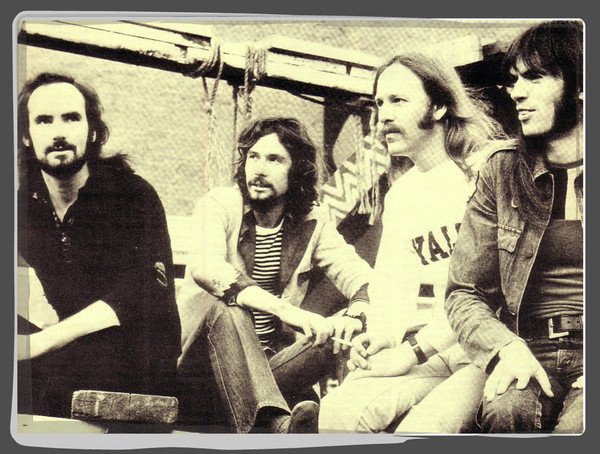 �� ������ Melody Maker, NME  � ������ ��������� ����������� �������