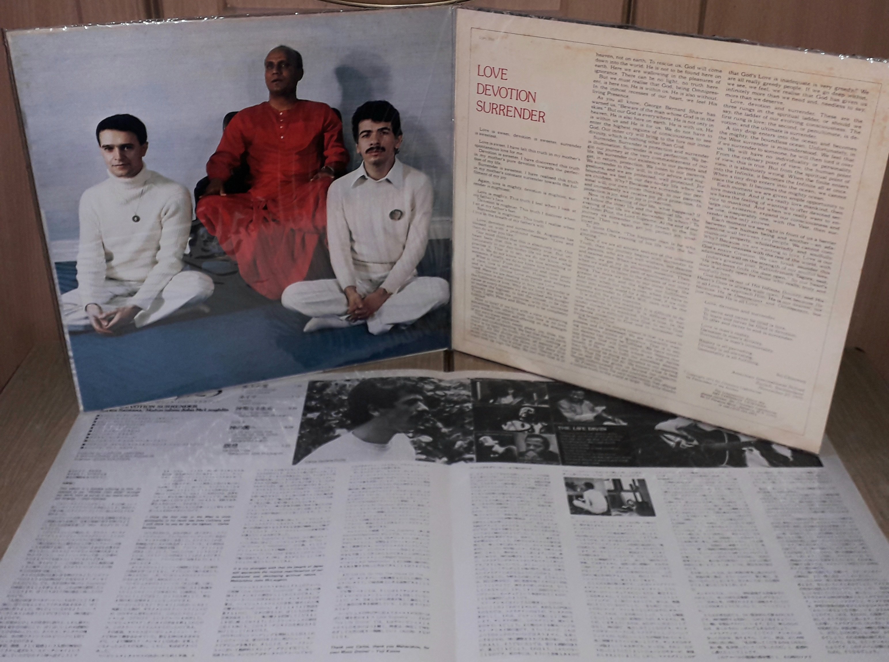 ����-���