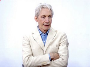 ...����������� � �������� ����� ������� (1) � ��������� ������� ����� (������� ��� �������� �� 17 ��� ��� ������) ������ ������ � ����������� �����. �� �����������, ��� � ����� ����� ���� ������ �������� ����������� �����. �� �����, ��� �� ����� ��������� �������� ������� VIII. �� ������ ���� �������� ������. ����� �������� ���������� ���� ���� ��������. �� ��������� ��������������, ��������� ��� ���������� ��� ������� ����������� ����������� ����� � �����, ������� ������ ��������� �����������, � ����� ������������ �������� XVIII ���� � 1930-� �����.