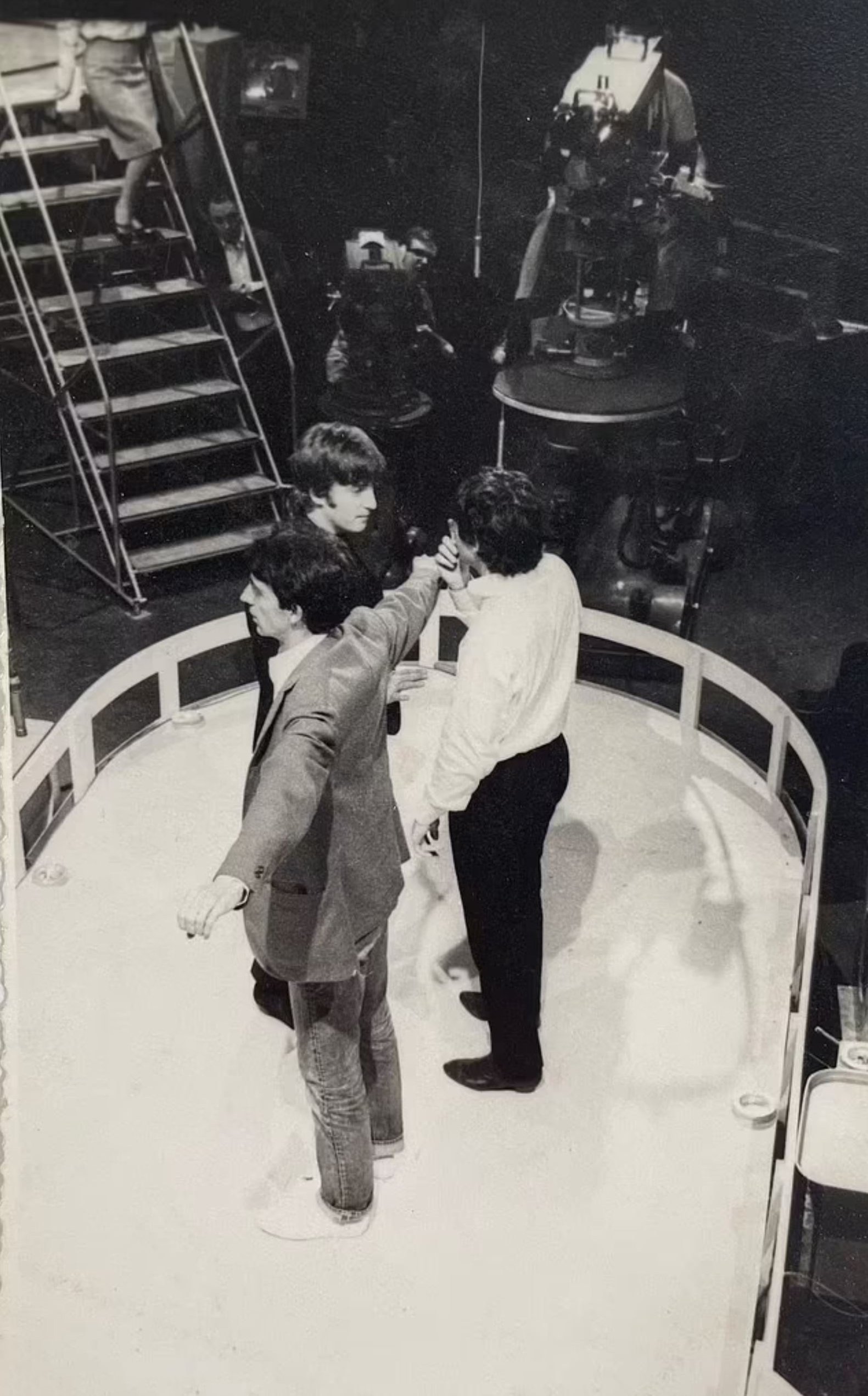 ���� ��������� ����� 1964 � �Around The Beatles� TV Special