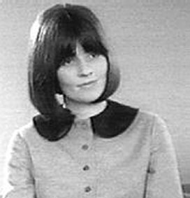 �� ���� �������� �������� ����� ���� (Maureen Cleave) ����������� ���������� ������ Evening Standard. � ����� ������� ��� ������: ����� ������� ����, ������ ������������ � �������������� ����. ������ - ������, ���� � �� ��������. � ���� - ������� ������� ������, � �� ����� ��� ����� - ����������, �� �����. �� ������� ��� ����������. ��� �������� ��������� � �����������. ����� ��������, ��� ������� �� �������� ���������� ������������ � ������ �������� �������� ������� �� �� �������� ��� ����������� �����, ������, ��� ��� ���������� ������ ������, �������� ���. ������ ��������, �����������养, - ����������� ��� ���� �������.