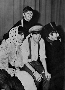 � ������ �����: �������������� ��� The Beatles �������, 10 ������ 1964 �. | ������ ����