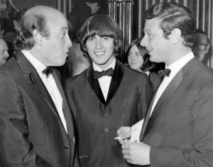 19 ������ 1932