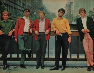 ♪ Yesterday�s Papers ♫  Fabulous - 1 ��� 1965 ����.