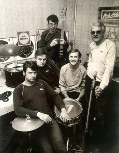 Rock-Hotell: �������� Tiit Kõrvits � ������� Harry Kõrvits. 