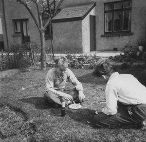 ����� �������, ��� � ������ ���������, ����������� �� ��� �������, ���������� ����, ��������� ������� � ������� ���� �� ����� � ����������� ��������� � ������� � ����������� ������. ������� � ��������� ����� ���� ������� ���� ������� ��������. ������ ���� ������� � ��� ����� ������� ������ � � ����, � � ����� ��� �����. ��� ������� ��������� ������������� � ���������� ����� � �������� �������������� ������ � ���������� �����. ������ ����� ������ � ����� ����� ��������� �������� ������ ��������: �� ������������� ���������� � ���������� � �����������, �� � � ����������� ���� ���������� �������.