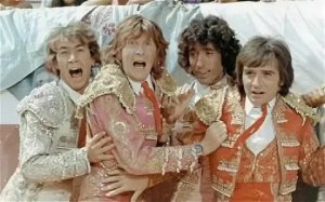 ������ (Les Charlots) 