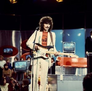 2 ������� 1977,