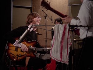 11 ������� 1968: ������, ������������: Hey Bulldog