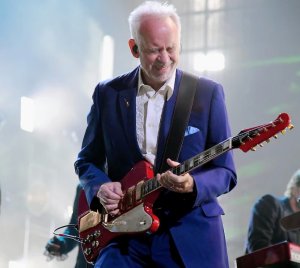 ����������.   Phil Manzanera - 75!  31 ������ �����������. � �������! 