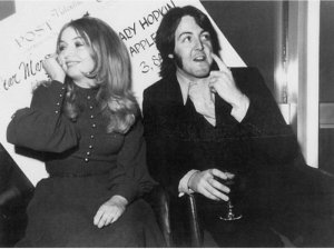 13 ������� 1969: ���� ���� �� ������ ������ ����� Postcard ���� ������