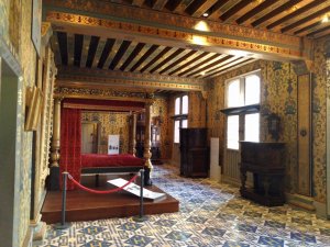 ����� � ������������ � ����������� ���������, ���� ��������� ������������� ��������� ����������. ����� ����������, ������� ��� � ����� V� ���� ����������� ������ ��� ������� ������������ ������, ������ ��� �������� ���������� � ������ ��� ����� ����, ������ � ������� ��� �� �������� � �����������.