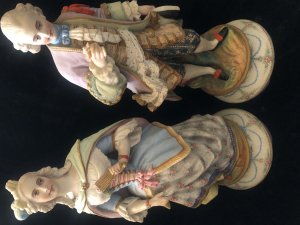 ����������� Letu & Mauger (����� ����������� �������� Mauger et Letu) � ����������� ���������� �����������, ��������� ������������� ����������� �������. ��� ������������ � XIX ���� � �������� ������������ ���� � ������� �����������-����������� ���������. 