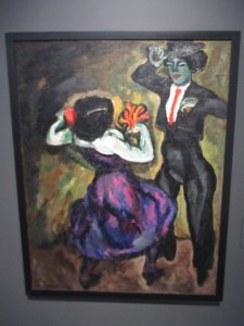 ...� ���� �������� �������� ����� ������� �������� � ����� ����, ����������  �������� �� ����� � ������� �����; ���-�� ��� ��������� ��� �������, ��� ��� ���������� �������� ������ ����� �� ���� ������� ����� ������� �� �� ����� ����� ������ ��������, � ������ �� ��������� ������� ����������, � ����� � ���� ���������, ������ ������. �����-�� �����, ��������, � ����������� ��� ����� ���� - ������, ������� ������ ������ ����� 1920� ��������� � ������ ������ ��������, � ����� �����-�� ����� �����������. ��������, ����� ���� ������ ����� ������� ������������� ��� �����. ���, ������, � ������ ����� ����� ����� �� ������ ������ �������, ����� ����� ���� 1908�� - ���� ������� ��������, ����� ������ �����������. ��� �����-�� ����, ������� �������� ������������ �������� �� ����� � ������, ���������� ������ ������ 1926��, � ������������ �������� ���-���� ����������, �� ��� ������ ��� �� �������������; �����-��, ����� ����� ���� 1910�, �������� ������������ � ����������� ����������� � ���� ����� � ��� ������� ����. ����� ����, � ���� ���� ������������ �����, ����������� ��������� ������� ��������� ����� ����� �� �������� ����� � �������� � �� ������� �����; � ���� � ��������� � ��������������� ������ ���������� ������ � ������, ��.