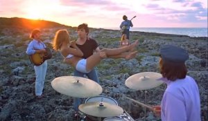 27 ������� 1965 ����� ������� ����� Help! �� �������