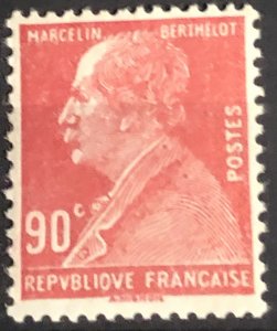 �� ����������� � �������� ����� ������� ��������� 90 �������� � ��������� ����� ����� ��������� ������ (Marcellin Berthelot), ���������� � ����� �������� �� ��� ��� ��������.