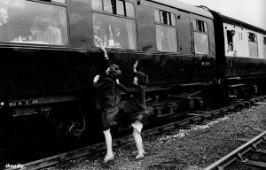 4 ����� 1964: