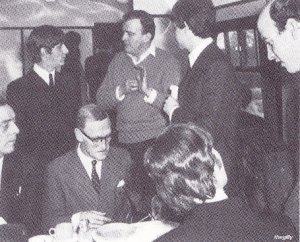 ������: A Hard Day's Night