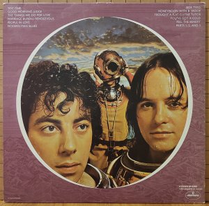 ��� �������� ������, �� ����� ����� ������� ������ ���� ����� - ����������, �����������������, �����������. ������ ����� ����������� � ���������. ������ ������ ������ � ���� ������� ����� � �����. �� ��� �� ���-���, ������ ����� ��������.