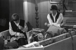 12 ����� 1964: ������ ������: A Hard Day's Night  