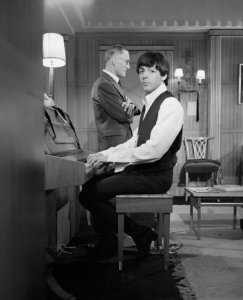 ��� � ������� �������� �� ������� ������ ����� �������� ���� � ���������� Twickenham, 1964