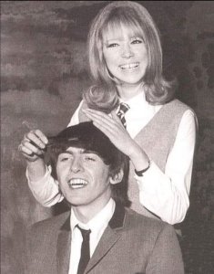 12 ����� 1964: ������ ������: A Hard Day's Night