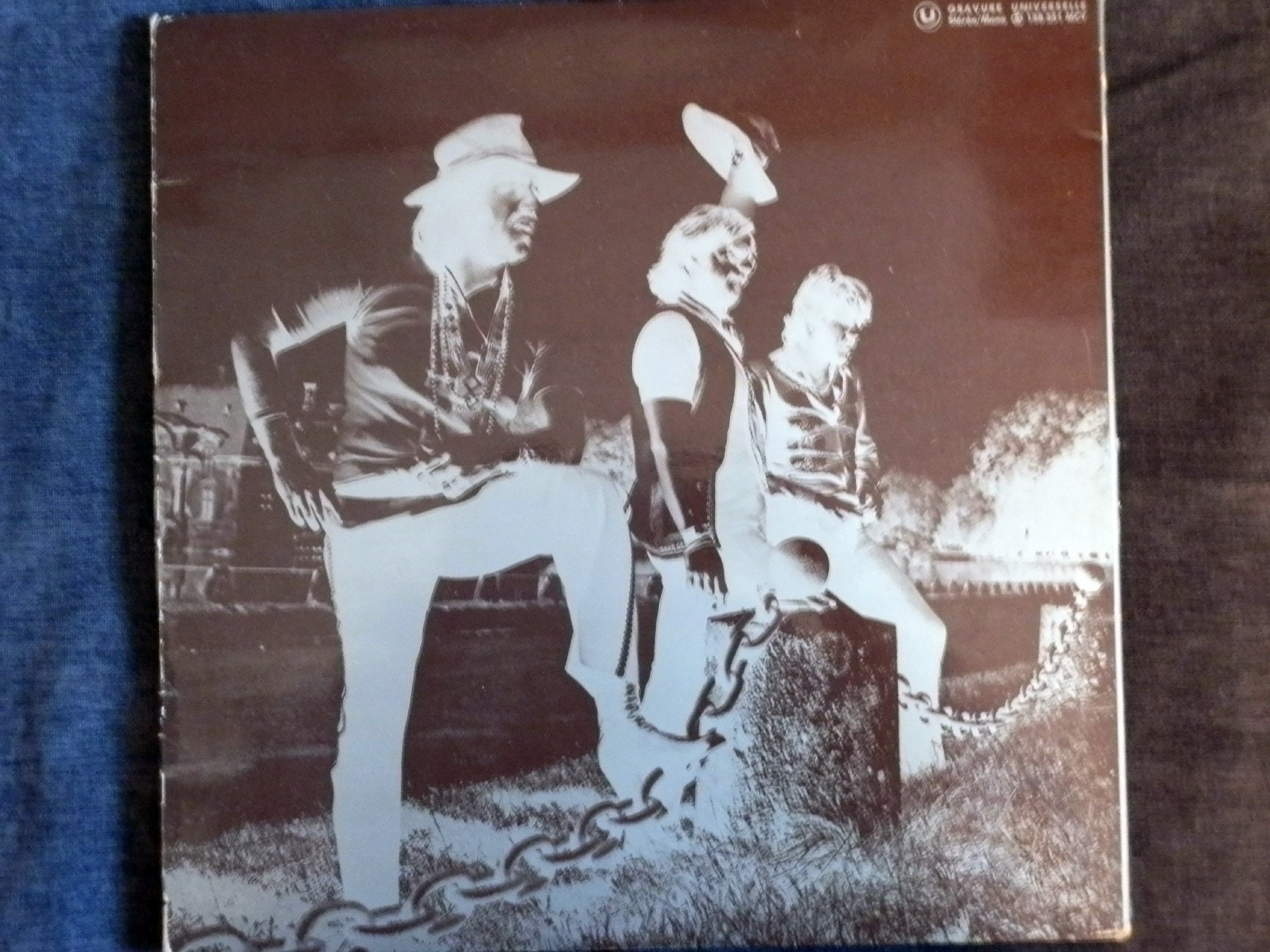 ��� �����