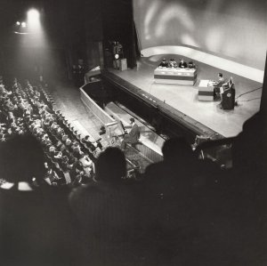 1963.12.07 - Liverpool. Empire Theatre between 14.30 and 15.15- Juke Box Jury 01