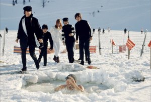 18 ����� 1965: ������ ������: Help!, �������