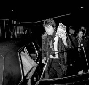 ��� ��������� �� Wings ������� � ������ �� �������� � ���������� 20 ����� 1976 ���� � �����.