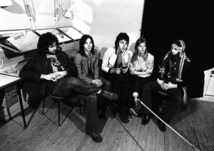 �����-����������� ���-������ Wings � ����������� 20 ����� 1976 �. ����� ��� ������, ������ ��������, ��� ���������, ����� ��������� � ����� ����