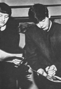 1963.04.05 � London. EMI House, Manchester Square 01 