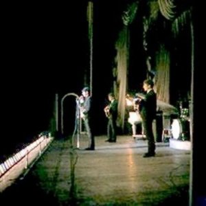 24 ����� 1963: ������� �����: Empire Theatre, ��������� 20.00, �����������