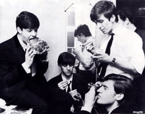 24 ����� 1963: ������� �����: Empire Theatre, ���������