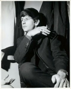 1963.10.16 � London.  Playhouse Theatre 01 