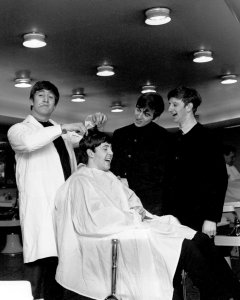 1963.03.25 - Liverpool. Horne Brothers hairdressers