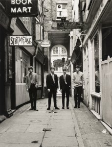 1963.07.02 � London Photo session by Dezo Hoffmann. Rupert Court
