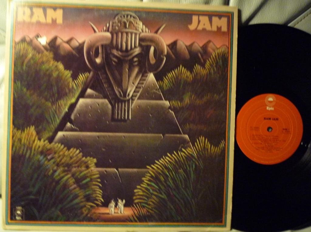 ��� �����