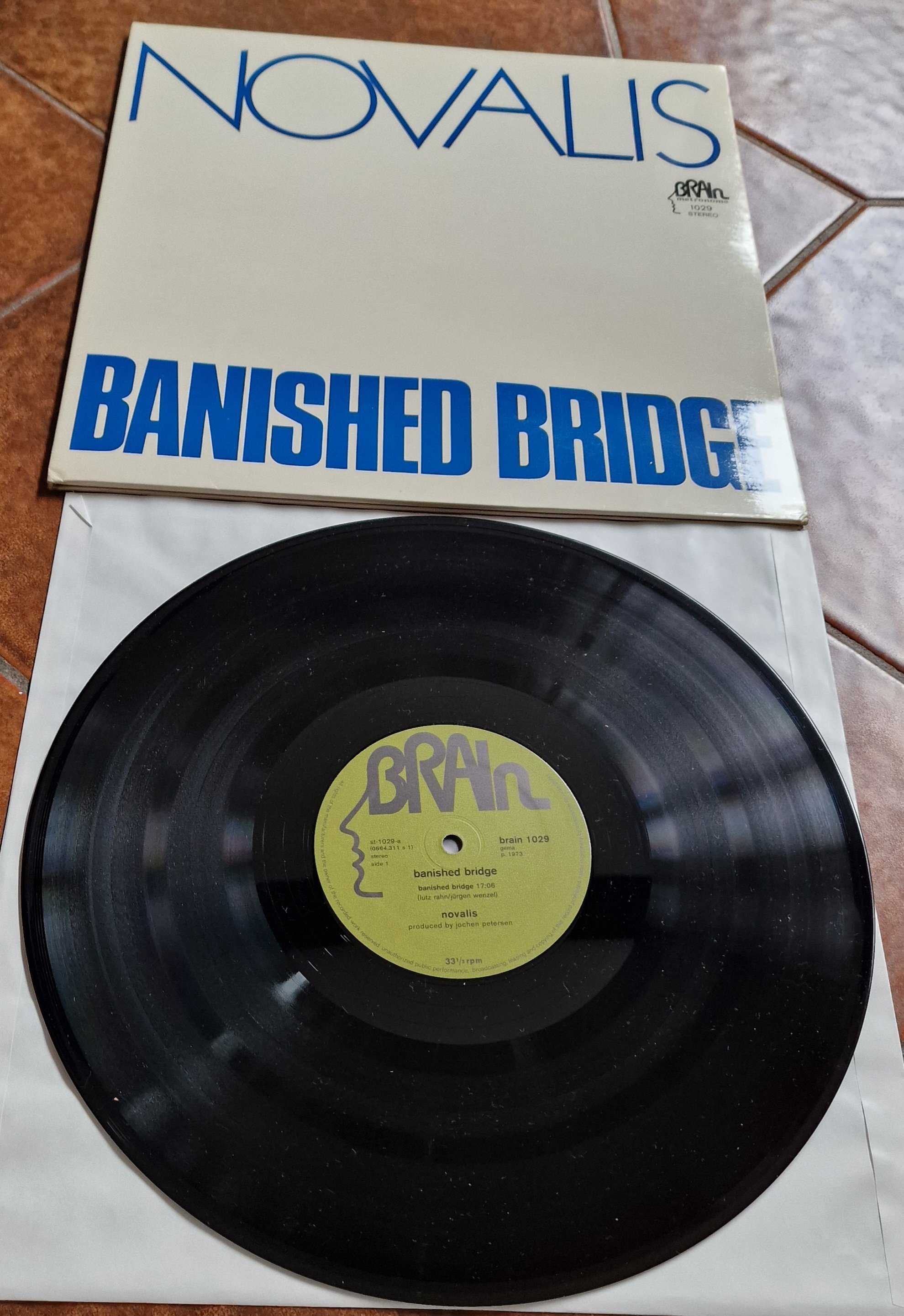 ��� �����