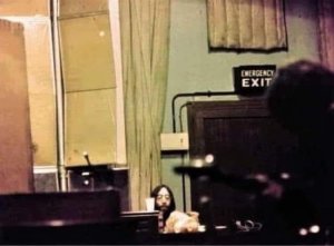 ��� �� ����, 1969 ���. The Beatles ���������� ������ ��� ������ ����� ������� �I Want You (She�s So Heavy)�. ������ 20 ������ � ������ EMI �� ����-���� ����� ������ ����� � �������� ����������� �����, ������������ ����-���-������� ��������. ���������� ���������� ������ � �������, ��� ������� � ����� �� ����� ���������� �������� ������ � ��� ���� � �, ��������, ����� ������������ �� �������.