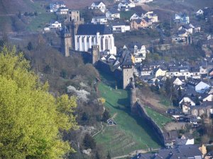 ��� ����,���� � ����