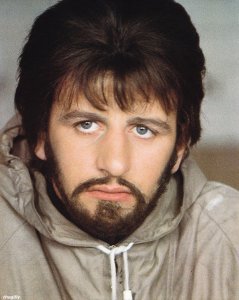 27 ������ 1965: ������ ������: Help!