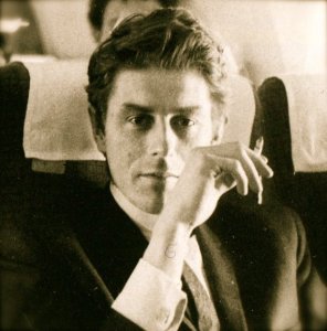 7 ��� 1932: