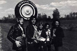 7 ��� 1976: