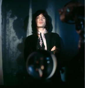 ���������� ������ ������ �� ��������� �������� ������ �Performance�, 1968 ���.