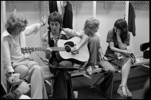 16 ��� 1976: