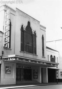 ������� The Beatles: ��������� Granada Cinema, ����������, ������