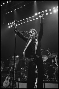 24-25 ��� 1976 �.  ��� �� �����